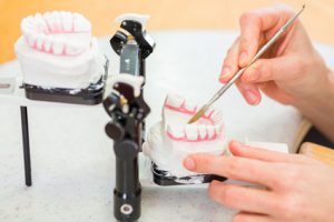 SAVEDENTAL- moderne Dentaltechniken für günstigen Zahnersatz