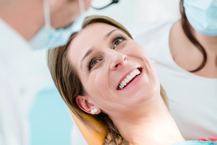 Günstiger Zahnersatz von SAVEDENTAL – Vorteile für Patienten
